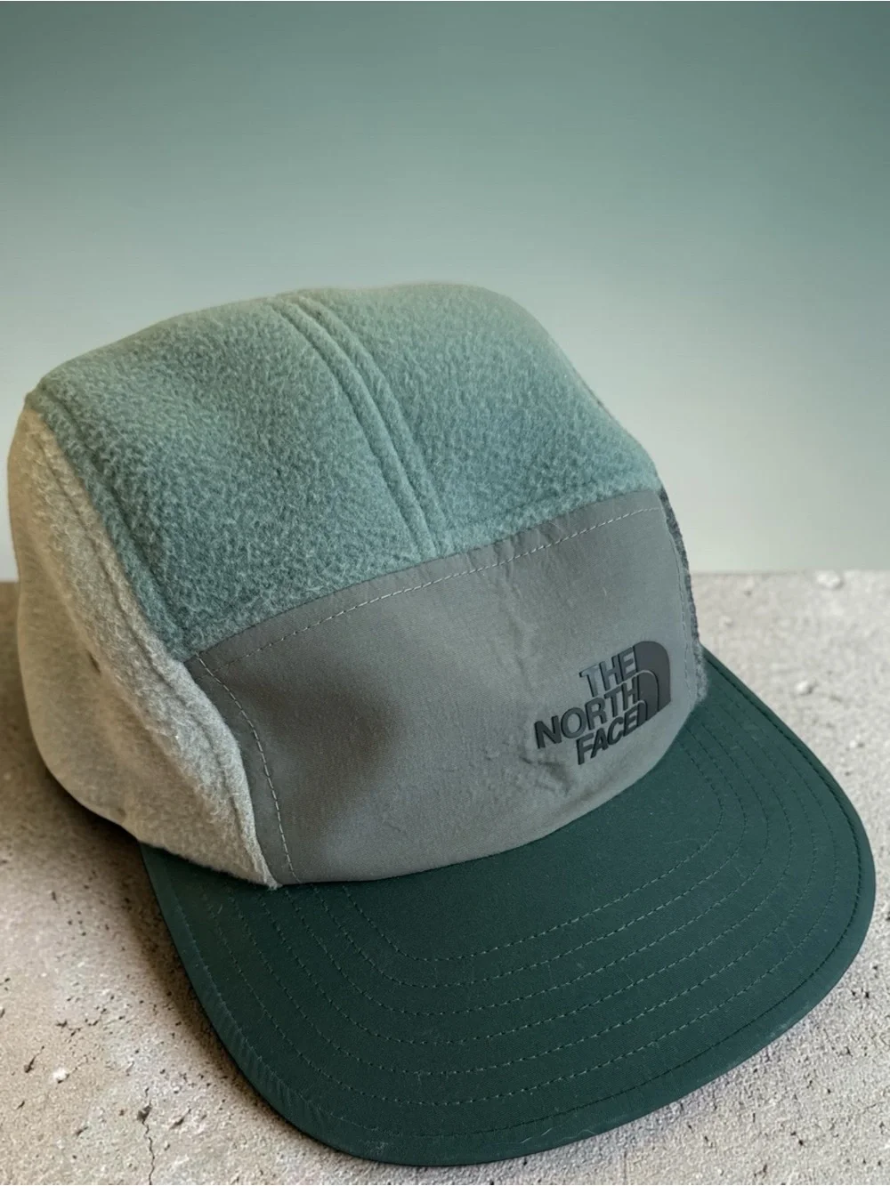 The North Face Denali Five Panel Camp Cap Sage Green Fleece Hat Unisex One Size